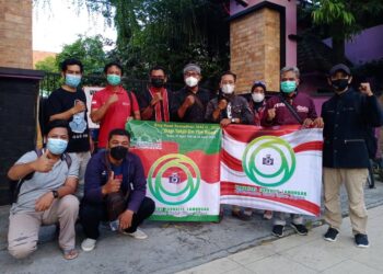 Komunitas Jurnalis Lamongan (KJL) Swadaya Bagi Takjil, Wujud Solidaritas dan Kebersamaan Jurnalis Lamongan