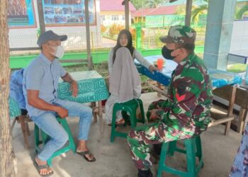 Babinsa Pantau Lebaran H+3, Sekaligus Berikan Himbauan Prokes