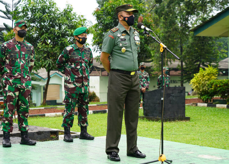 Pengarahan Danrem 061/Sk Kepada Prajurit Yonif 315/Grd Menjelang Pemberangkatan Satgas Pamrahwan Papua