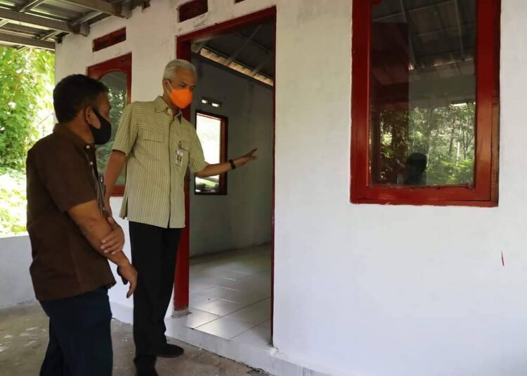 Mampir Dirumah Angker Untuk Karantina Pemudik, Ganjar ; Tempatnya Medheni !