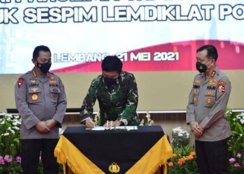 Kunjungan Bersama, Panglima TNI dan Kapolri Kunjungi Lembaga Pendidikan TNI dan Polri