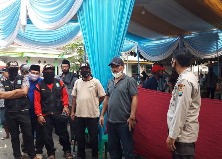 Picu Kerumunan, Polisi Bubarkan Hiburan Reog dan Kuda Kencak