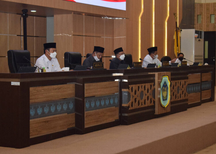 Legislatif dan Eksekutif Lamongan Saling Sampaikan Pandangan 6 Usulan Raperda 2021