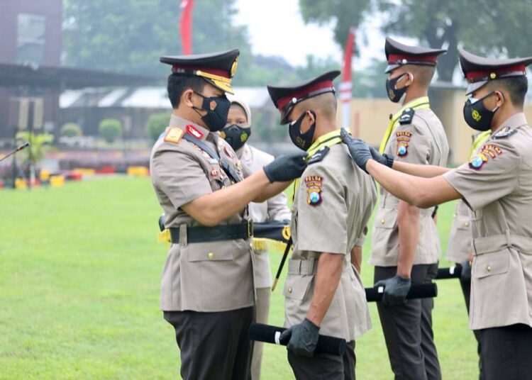Kapolda Lantik 631 Bintara Remaja di SPN Polda Jatim