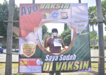 Dukungan Ratusan Vaksin Harian Wilayah Kodim 0812 Lamongan kepada Karyawan di Paciran