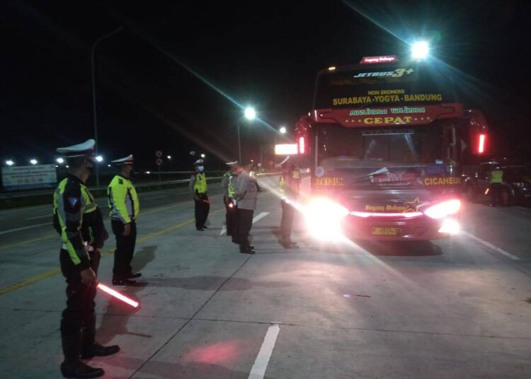 Polda Jatim, Sudah Berlaku PPKM Darurat di Seluruh Jawa Timur