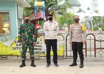 Sosialisasikan PPKM Darurat, Bupati YES Terjun ke Pasar