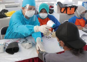 Kejar Target 6000 Dosis Vaksin Perhari, Dinkes Gandeng Institusi Kesehatan Jadi Relawan