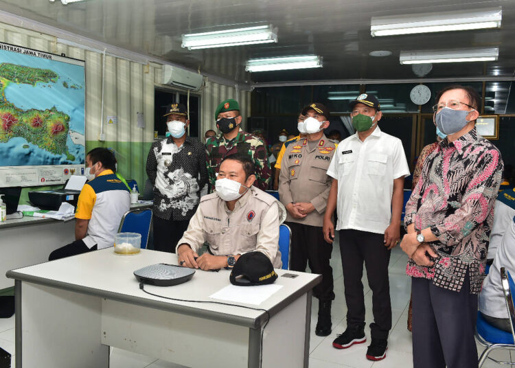 Bupati YES Tinjau Pelaksanaan Vaksinasi Gotong Royong Di KTM