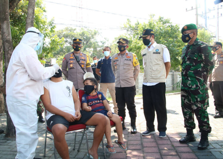 Bupati Yes Sidak Langsung Operasi Yustisi di GOR Lamongan