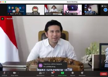 Rekor Muri Webinar Digitalisasi Sekolah dan Madrasah Dipecahkan Komnas Pendidikan Jatim