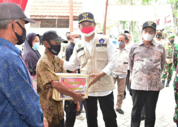 Kado Untuk Warga Desa Balun Lamongan di HUT RI Ke-76