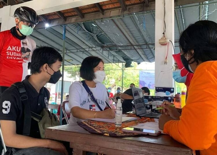 Ganjar Cek Vaksinasi Disabilitas di Taman Budaya Sobokarti