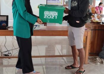 KKN Mahasiswa Unisda Buat Pelatihan Budidaya Magot Untuk Masyarakat Lamongan