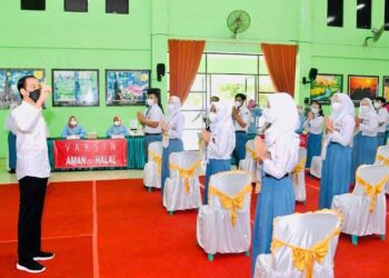 Presiden Tinjau Langsung Program Vaksinasi Bagi Masyarakat di Provinsi Lampung