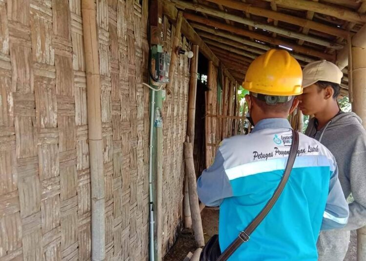 Tiga Tahun Pemerintahan Ganjar-Yasin, 40 Ribu Rumah Teraliri Listrik Gratis