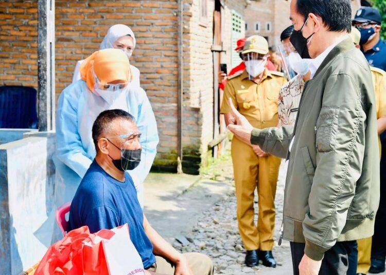 Jokowi Ajak Masyarakat Mulai Hidup Berdampingan dengan Covid-19