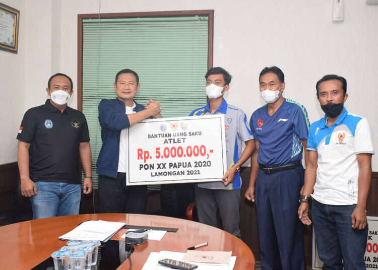 Bupati YES Berangkatkan 12 Peserta PON XX Papua Delegasi Lamongan