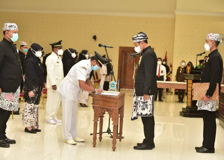 Selamat Bertugas !! Pelantikkan Pejabat Baru Lamongan, Bupati YES Tuntut ASN Yang Adaptif