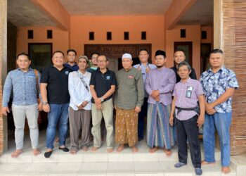 Kader IPNU IPPNU Kota Situbondo Siap Mengawali Ekonomi Kreatif Budidaya LAT di Kota Santri