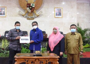 Eksekutif dan Legislatif Sepakati Raperda APBD Kota Kediri 2021, Wali Kota Kediri Sampaikan Terima Kasih