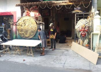 FKBN Kediri Raya : Bangkitkan semangat Industri Kreatif, membuka pelayanan pembuatan rangkaian bunga ucapan