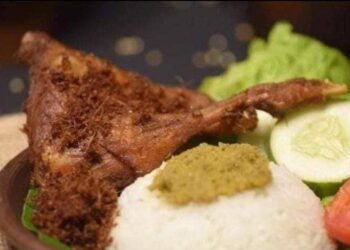 Kuliner Kediri : Bebek Rempah Pak Anto enak, gurih pas bumbu rempahnya