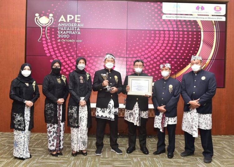 Lamongan Terima Penghargaan APE, Komitmen Wujudkan Kesetaraan Gender