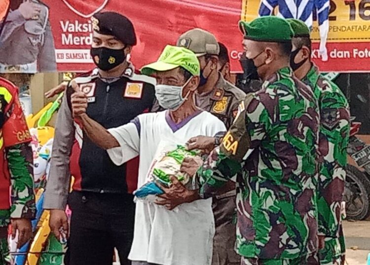 Petugas gabungan TNI Polri dan pemkab terus tingkatkan Pendisiplinan Protokol kesehatan