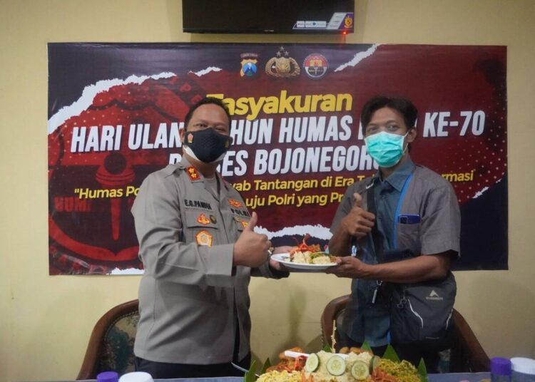 Hari Jadi Ke-70 Humas Polri, Kapolres Bojonegoro : Ada Kedekatan Dengan Awak Media Dan Masyarakat