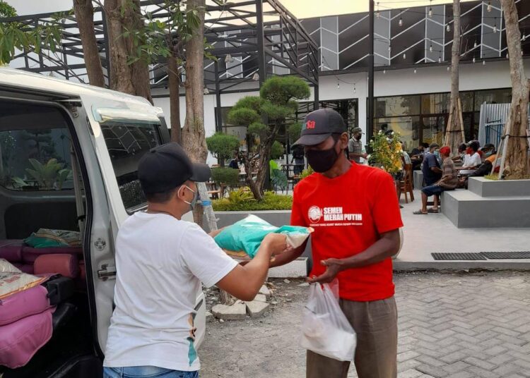 KF Skin Berbagi : Komitmen Pada Kebaikan, Selalu Beri Perhatian Kepada Masyarakat Bawah