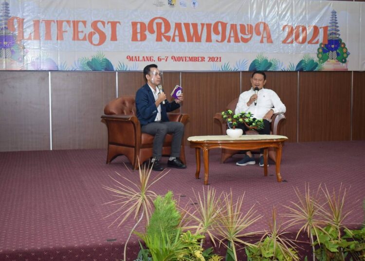 Fraksi-fraksi DPRD Dukung Pemkab Lamongan Optimalkan Pembangunan Berkelanjutan Sampaikan Pandangan Umumnya