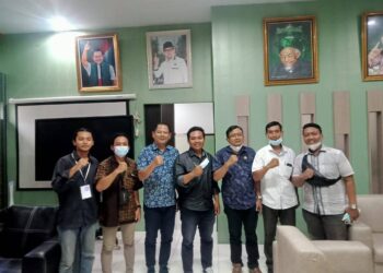 Tekat Kuat Pemuda Desa Gempolpading Audiensi dengan Ketua DPRD Lamongan Wujudkan Ujian Seleksi Perangkat Desa Secara Jujur