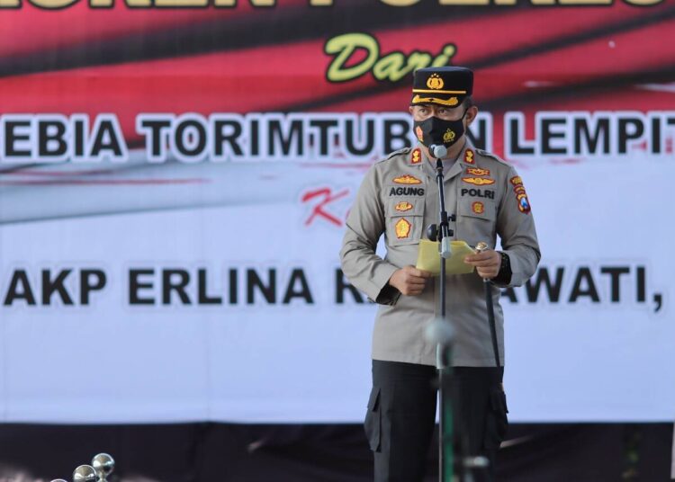 Kapolres Kediri lakukan Penyegaran jabatan saat pimpin upacara serah terima jabatan Kabagren