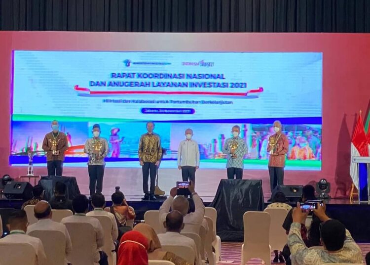 Jokowi Nobatkan Jateng Provinsi Terbaik Layanan Investasi Nasional 2021