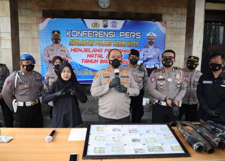 133 Unit Sepeda Motor Diamankan Karena Balapan Liar dan Memakai Knalpot Brong