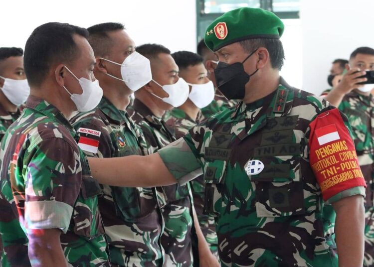 Pangdam XVIII/Kasuari Tutup Pembekalan Sat BKO Teritorial Koramil Persiapan Gel. III Kodam XVIII/Kasuari 2021