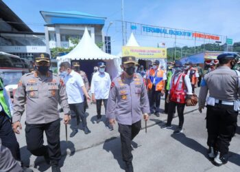 Tinjau Pelabuhan Merak, Kapolri Pastikan Prokes Agar Tak Ada Lonjakan Pasca-Nataru