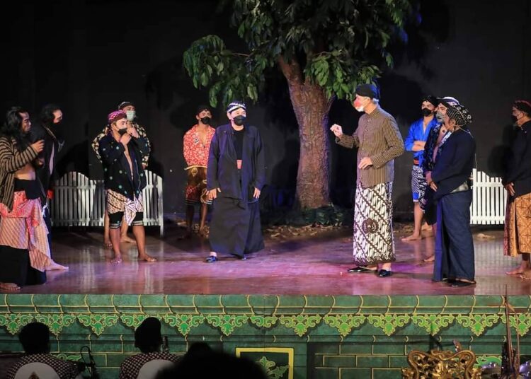 Main Ketoprak di Balekambang, Ganjar dan Rudy Bikin Ger-Geran