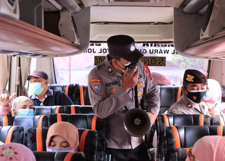 Jelang Nataru, Polres dan BNN Kab Kediri Sidak Terminal Pare