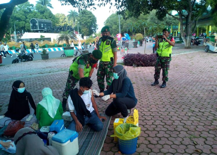 Kodim 0822 Bondowoso Gelar Sidak Vaksinasi, Sejumlah Warga Langsung Dilayani di Tempat