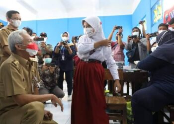 1 Juta Siswa di Jateng Telah Divaksin