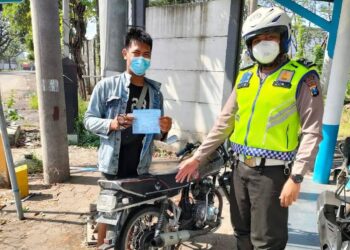 Satlantas Polres Gresik Amankan Belasan Kendaraan Bermotor Pakai Knalpot Borong