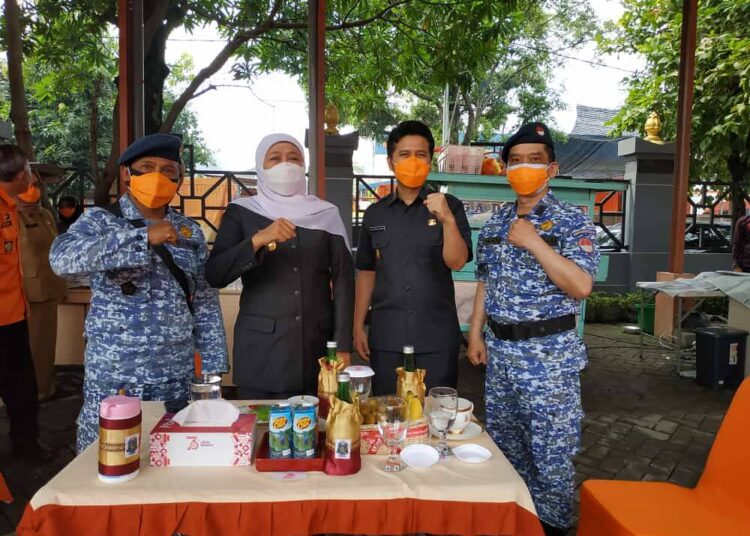 Apel pagi kesiagaan relawan kemanusiaan Jawa Timur dengan Gubernur dan Wakil Gubernur Jatim