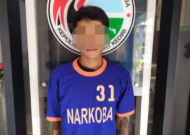 Buser Satresnarkoba Polres Kediri amankan pengedar narkoba di kecamatan Banyakan