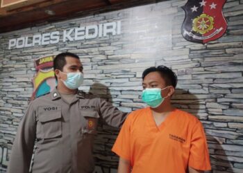 Unit Reskrim Polsek Pare Kediri berhasil menangkap Penggelapan Uang Perusahaan
