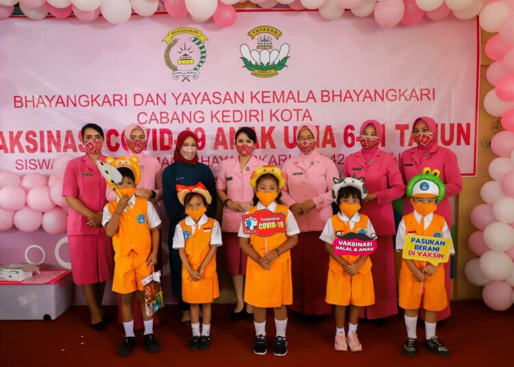 TK Kemala Bhayangkari Polres Kediri Kota Gelar Vaksinasi Anak-Anak