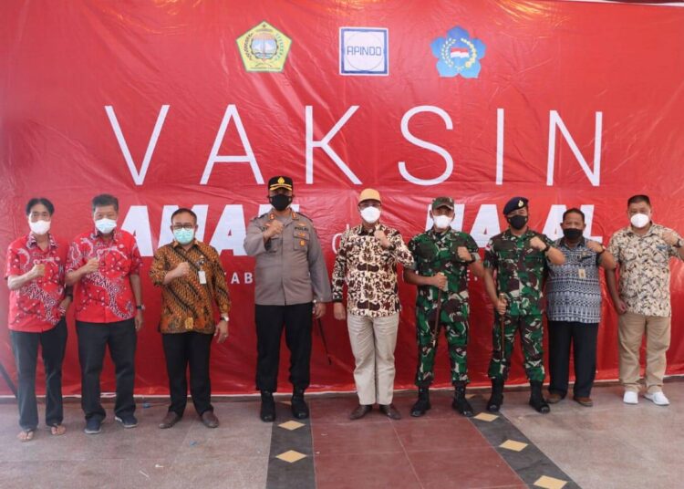 Kapolres Karimun bersama FKPD Lounching Vaksin Booster