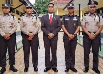 Seragam Satpam Bakal Diubah Lagi Jadi Warna Krem Agar Tak Mirip Polisi