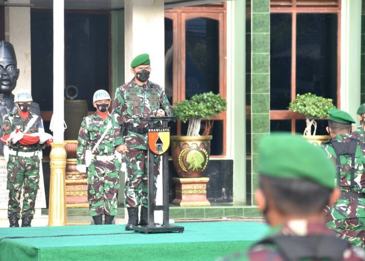 Pimpin Upacara Bendera, Danrem 081/DSJ Bacakan Amanat Kasad Jenderal Dudung Abdurachman